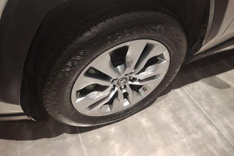 Used Toyota Wildlander 2020 2.0L CVT Two-Wheel Drive Luxury Edition Left Front Wheel Hub