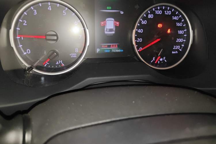 Used Toyota Wildlander 2020 2.0L CVT Two-Wheel Drive Luxury Edition Odometer Close Up