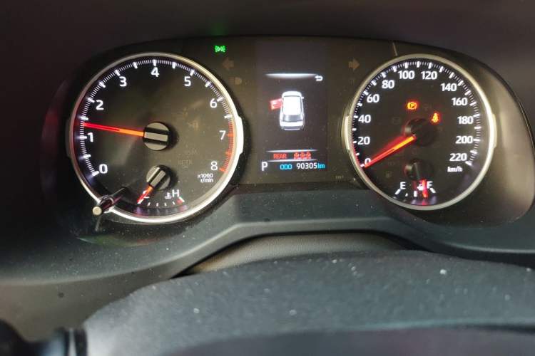 Used Toyota Wildlander 2020 2.0L CVT Two-Wheel Drive Luxury Edition Odometer Close Up