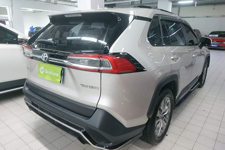 Used Toyota Wildlander 2020 2.0L CVT Two-Wheel Drive Luxury Edition Rear Right 45 Deg