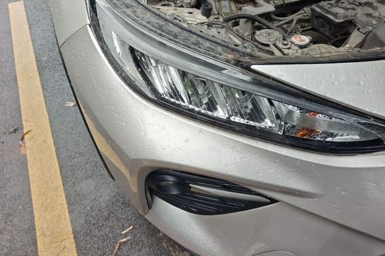 Used Toyota Wildlander 2020 2.0L CVT Two-Wheel Drive Leading Edition Right Front Headlight