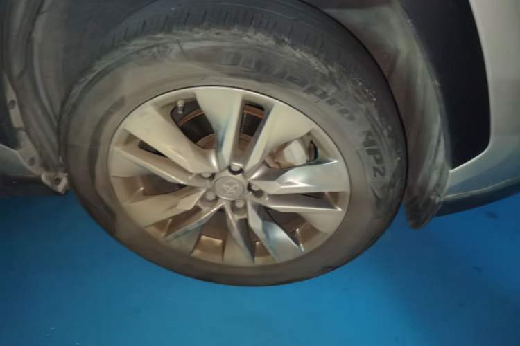 Used Toyota Wildlander 2020 2.0L CVT Two-Wheel Drive Luxury Edition Right Front Wheel Hub