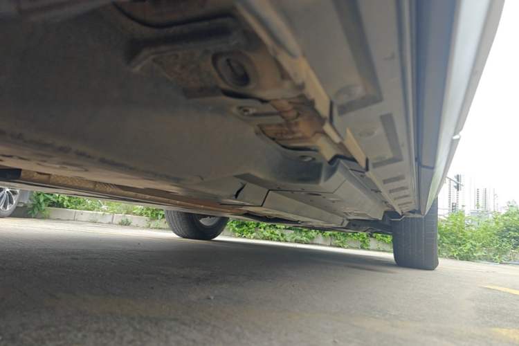 Used Toyota Wildlander 2020 2.0L CVT Two-Wheel Drive Luxury Edition Right Side Sill