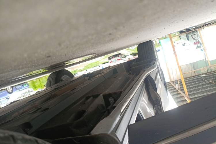 Used Toyota Wildlander 2020 2.0L CVT Two-Wheel Drive Luxury Edition Right Side Sill