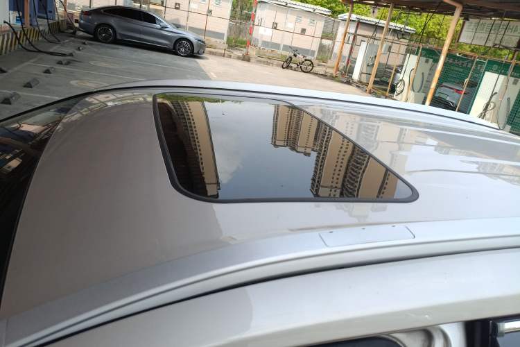Used Toyota Wildlander 2020 2.0L CVT Two-Wheel Drive Luxury Edition Roof