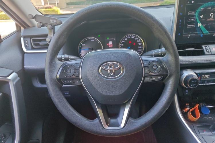 Used Toyota Wildlander 2020 Dual-Motor 2.5L E-CVT Four-Wheel Drive Luxury Edition Steering Wheel