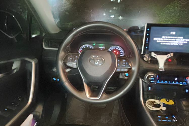 Used Toyota Wildlander 2020 2.0L CVT Two-Wheel Drive Luxury Edition Steering Wheel