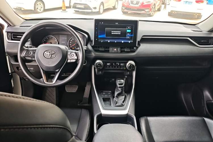 Used Toyota Wildlander 2020 2.0L CVT Two-Wheel Drive Luxury Edition Center Console