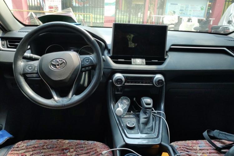 Used Toyota Wildlander 2020 Dual-Motor 2.5L E-CVT Four-Wheel Drive Luxury Edition Center Console