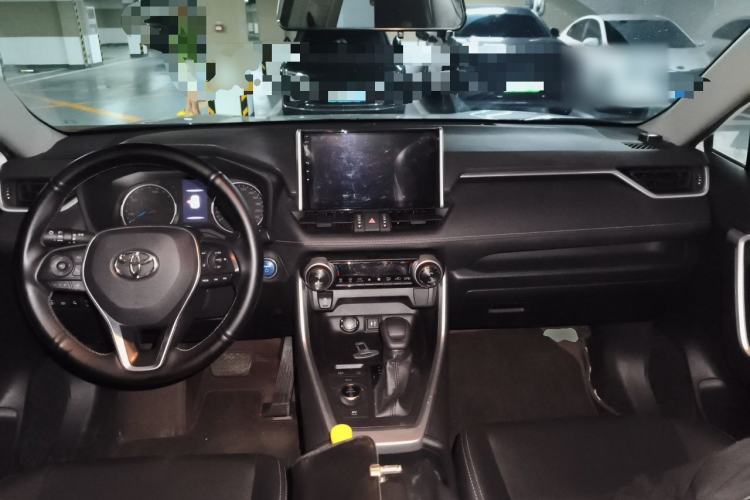 Used Toyota Wildlander 2020 Dual-Motor 2.5L E-CVT Four-Wheel Drive Luxury Edition Center Console