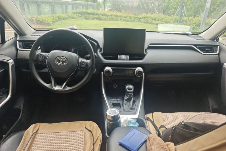 Used Toyota Wildlander 2020 Dual-Engine 2.5L E-CVT Two-Wheel Drive Luxury Edition Center Console