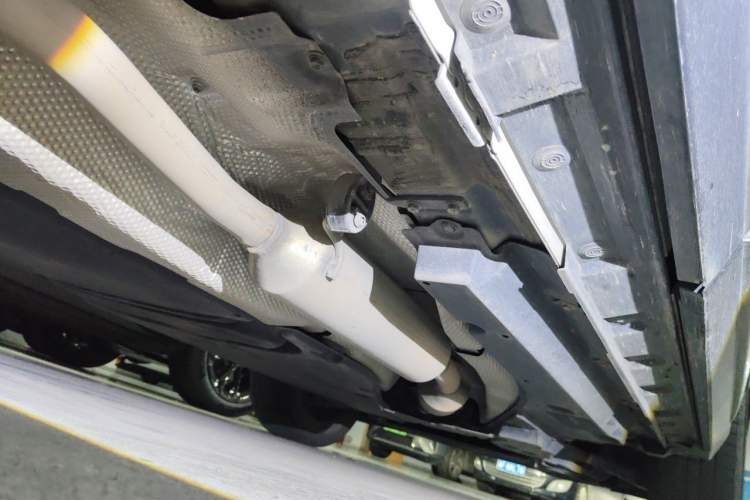 Used Toyota Wildlander 2020 Dual-Motor 2.5L E-CVT Four-Wheel Drive Luxury Edition Chassis Rear Right