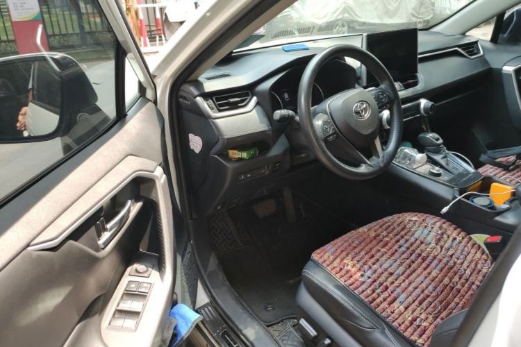 Used Toyota Wildlander 2020 Dual-Motor 2.5L E-CVT Four-Wheel Drive Luxury Edition Driver Seat