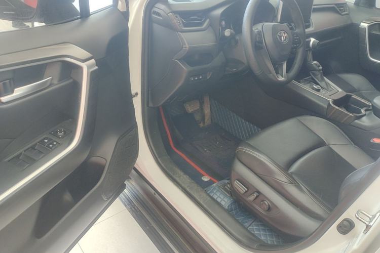 Used Toyota Wildlander 2020 Dual-Motor 2.5L E-CVT Four-Wheel Drive Luxury Edition Driver Seat