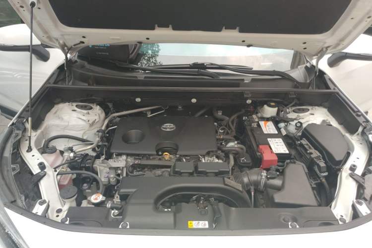 Used Toyota Wildlander 2020 2.0L CVT Two-Wheel Drive Luxury Edition Engine Bay