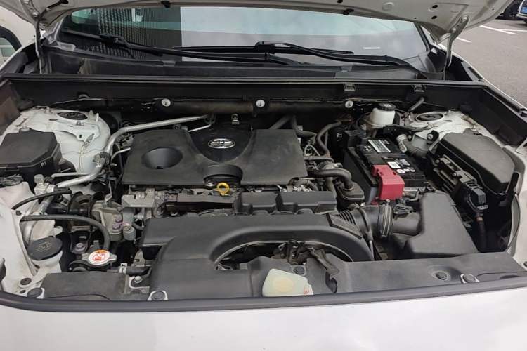 Used Toyota Wildlander 2020 2.0L CVT Two-Wheel Drive Prestige Edition Engine Bay