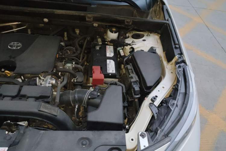 Used Toyota Wildlander 2020 2.0L CVT 4x4 Luxury Edition Engine Bay Left