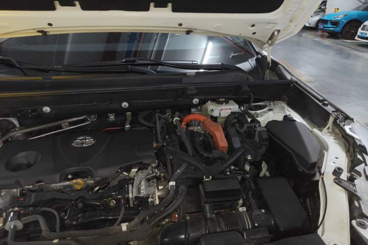 Used Toyota Wildlander 2020 Dual-Motor 2.5L E-CVT Four-Wheel Drive Luxury Edition Engine Bay Left
