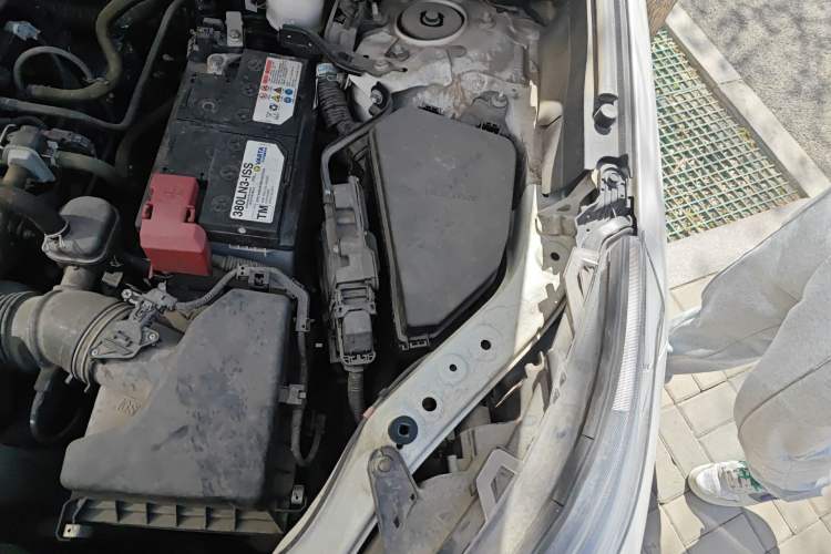 Used Toyota Wildlander 2020 2.0L CVT 4x4 Luxury Edition Engine Bay Left