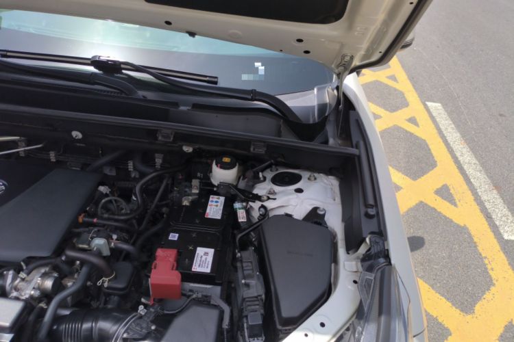 Used Toyota Wildlander 2020 2.0L CVT 4x4 Luxury Edition Engine Bay Left