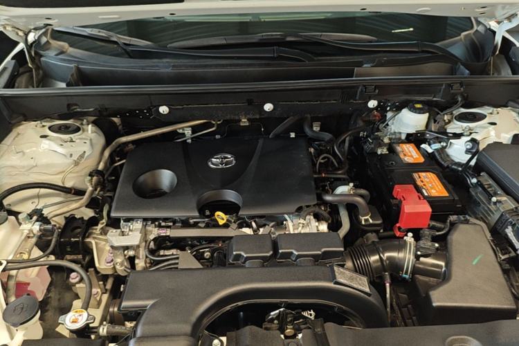 Used Toyota Wildlander 2020 2.0L CVT Two-Wheel Drive Luxury Edition Engine Bay