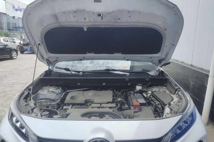 Used Toyota Wildlander 2020 2.0L CVT 4x4 Luxury Edition Engine Bay