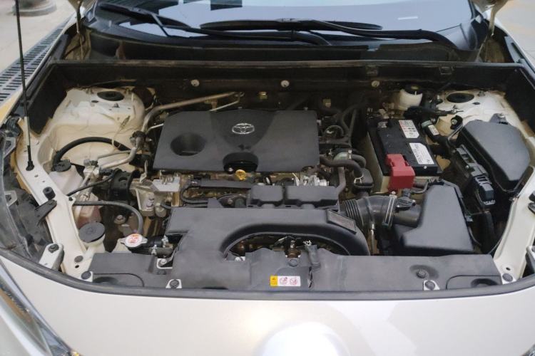 Used Toyota Wildlander 2020 2.0L CVT 4x4 Luxury Edition Engine Bay