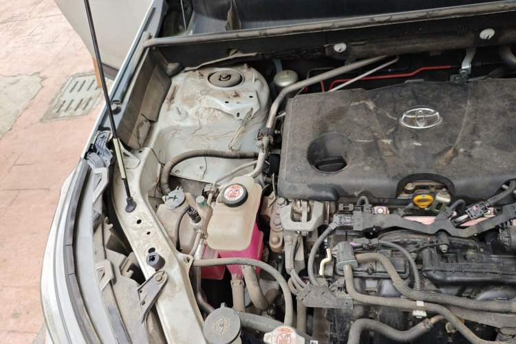 Used Toyota Wildlander 2020 Dual-Engine 2.5L E-CVT Two-Wheel Drive Luxury Edition Engine Bay Right