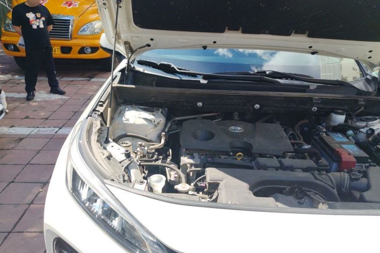 Used Toyota Wildlander 2020 2.0L CVT 4x4 Luxury Edition Engine Bay Right