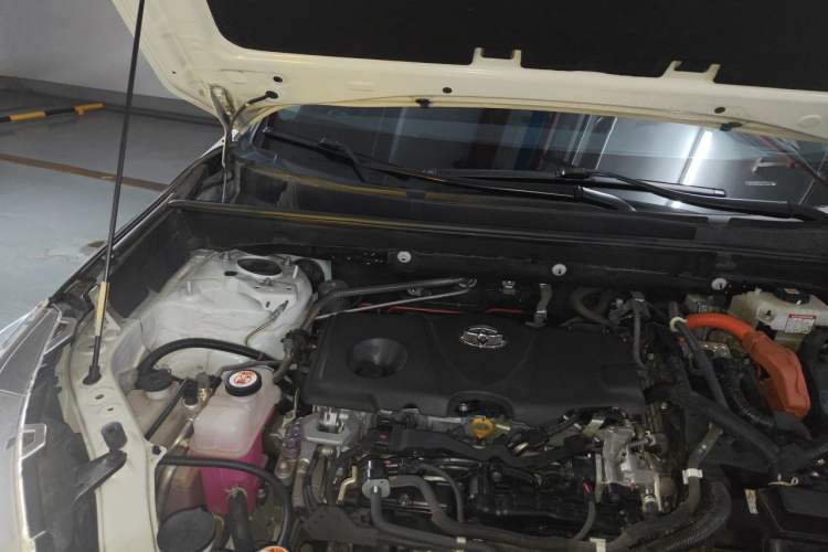 Used Toyota Wildlander 2020 Dual-Motor 2.5L E-CVT Four-Wheel Drive Luxury Edition Engine Bay Right