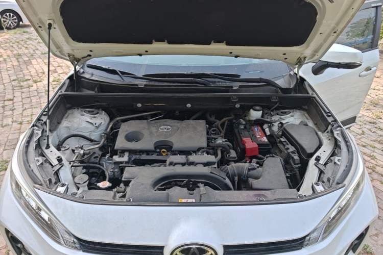 Used Toyota Wildlander 2020 2.0L CVT 4x4 Tech Edition Engine Bay