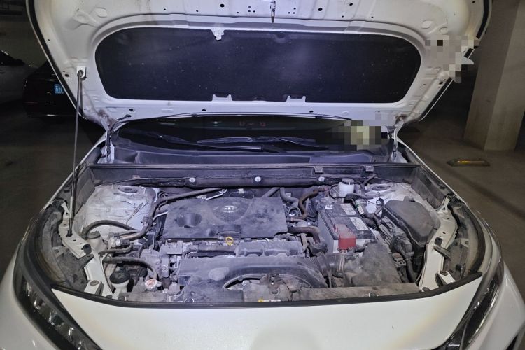 Used Toyota Wildlander 2020 2.0L CVT Two-Wheel Drive Luxury Edition Engine Bay