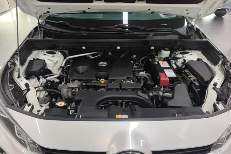 Used Toyota Wildlander 2020 2.0L CVT Four-Wheel Drive Premium Edition Engine Bay