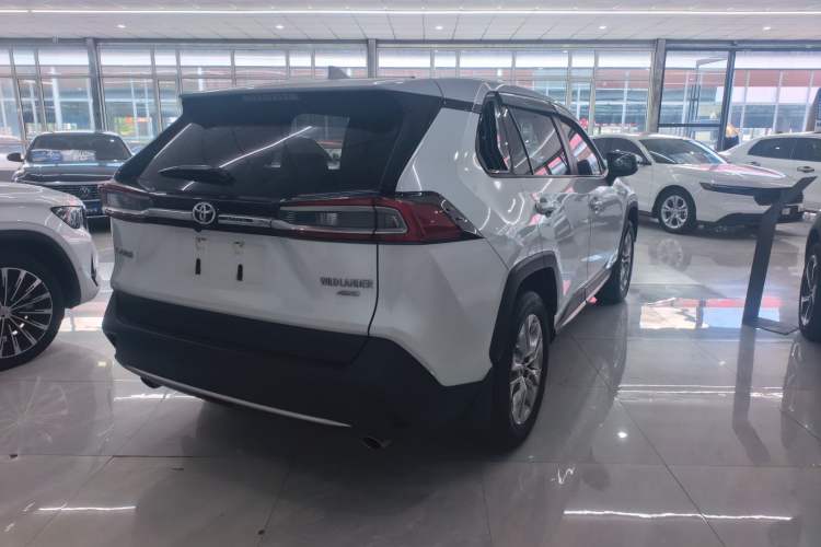 Used Toyota Wildlander 2020 2.0L CVT 4x4 Luxury Edition Exterior 4