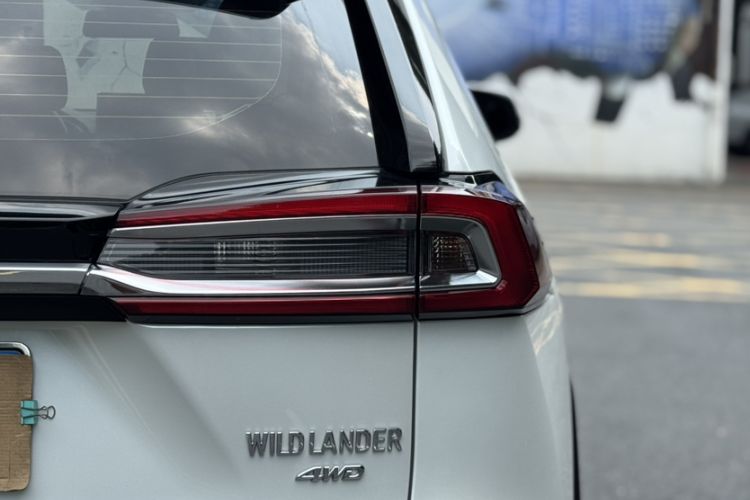 Used Toyota Wildlander 2020 2.0L CVT 4x4 Luxury Edition Exterior 6