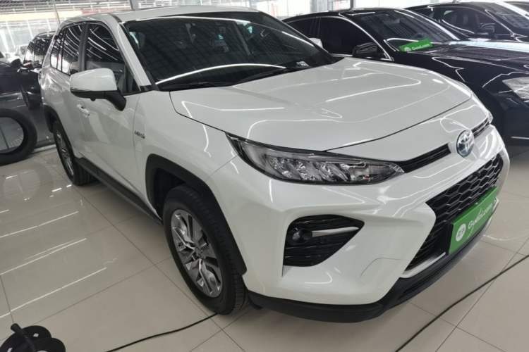 Used Toyota Wildlander 2020 Dual-Engine 2.5L E-CVT Two-Wheel Drive Luxury Edition Front Right 45 Deg