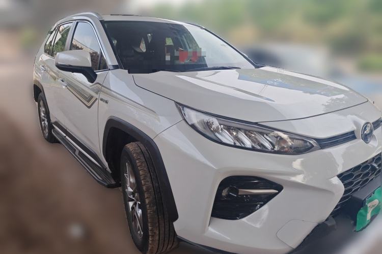 Used Toyota Wildlander 2020 Dual-Engine 2.5L E-CVT Two-Wheel Drive Luxury Edition Front Right 45 Deg
