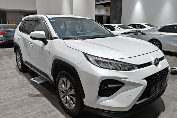 Used Toyota Wildlander 2020 2.0L CVT 4x4 Luxury Edition Front Right 45 Deg
