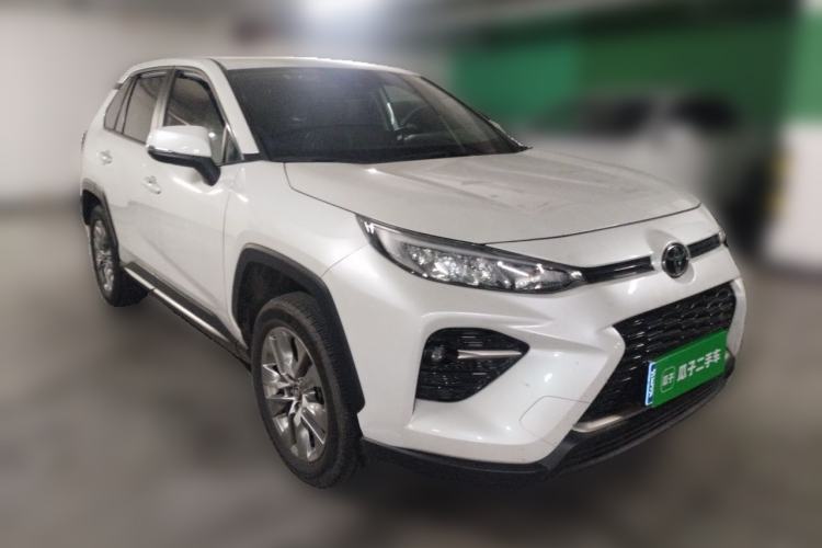 Used Toyota Wildlander 2020 2.0L CVT 4x4 Luxury Edition Front Right 45 Deg