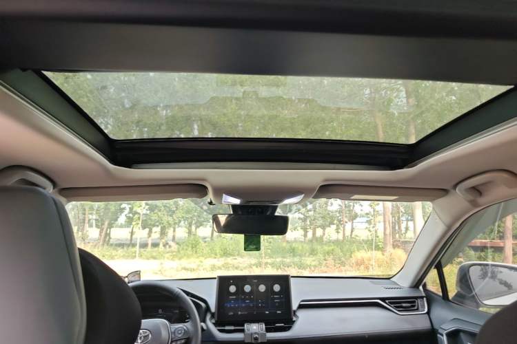 Used Toyota Wildlander 2020 2.0L CVT 4x4 Tech Edition Headliner