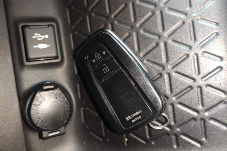 Used Toyota Wildlander 2020 2.0L CVT 4x4 Luxury Edition Interior 1