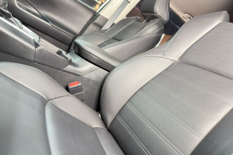 Used Toyota Wildlander 2020 2.0L CVT Two-Wheel Drive Luxury Edition Interior 7