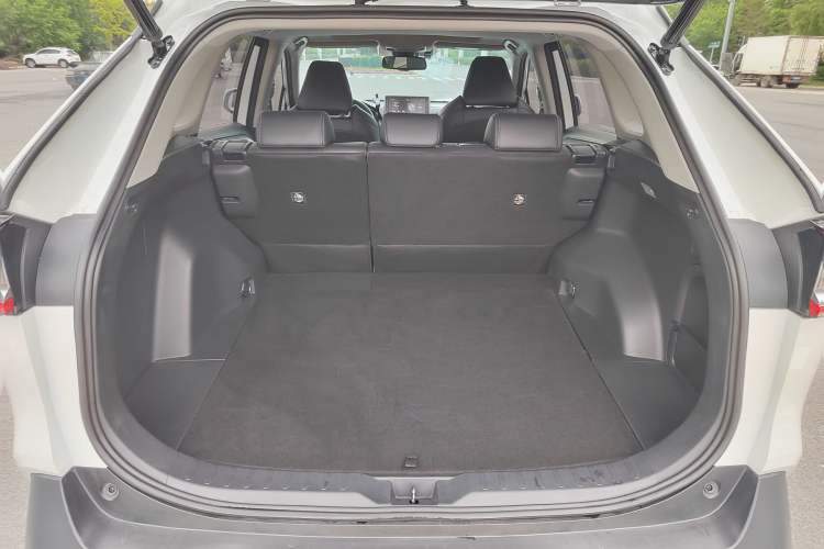 Used Toyota Wildlander 2020 Dual-Engine 2.5L E-CVT Two-Wheel Drive Prestige Edition Interior 9
