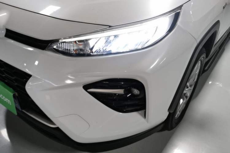 Used Toyota Wildlander 2020 Dual-Motor 2.5L E-CVT Four-Wheel Drive Luxury Edition Left Front Headlight