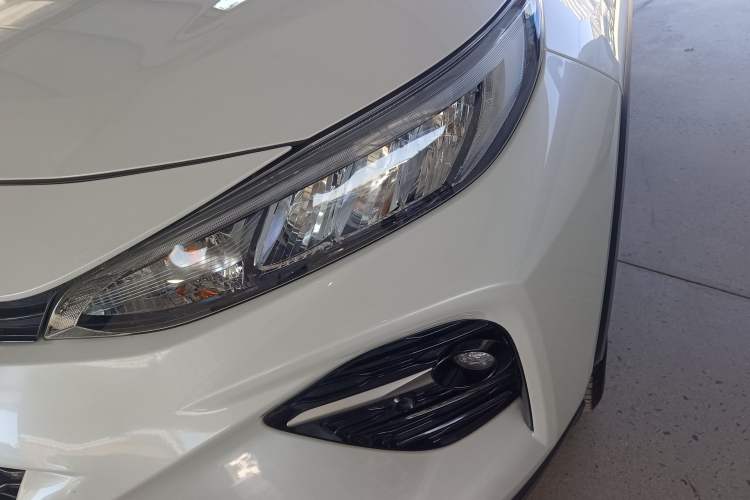 Used Toyota Wildlander 2020 2.0L CVT Two-Wheel Drive Luxury Edition Left Front Headlight