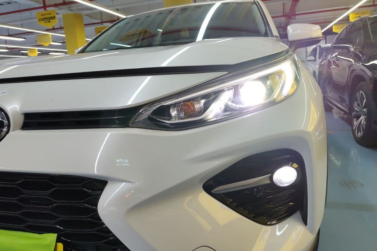 Used Toyota Wildlander 2020 2.0L CVT Two-Wheel Drive Prestige Edition Left Front Headlight