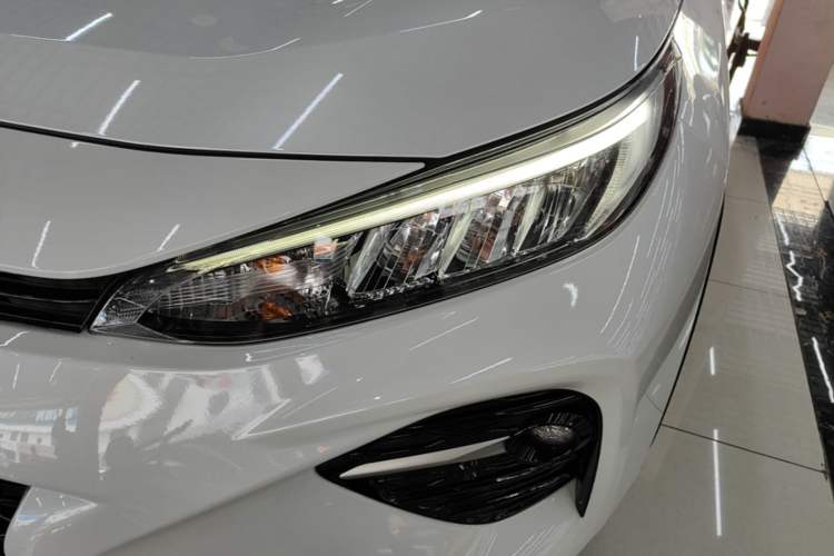 Used Toyota Wildlander 2020 2.0L CVT Two-Wheel Drive Tech Edition Left Front Headlight