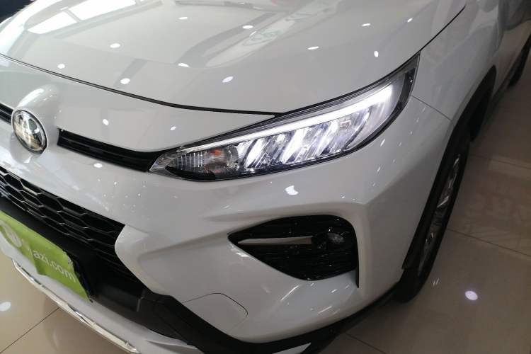 Used Toyota Wildlander 2020 2.0L CVT 4x4 Luxury Edition Left Front Headlight