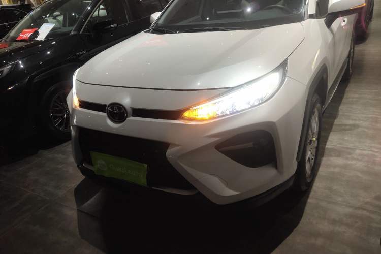 Used Toyota Wildlander 2020 2.0L CVT 4x4 Luxury Edition Left Front Headlight