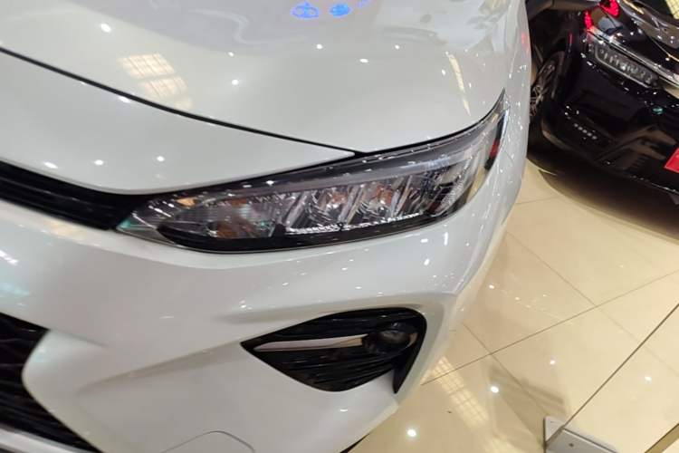 Used Toyota Wildlander 2020 2.0L CVT Two-Wheel Drive Luxury Edition Left Front Headlight